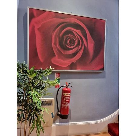 F301-Awesome 3Rd Flr Studio Fits 1 Near Hyde Park London Bagian luar foto